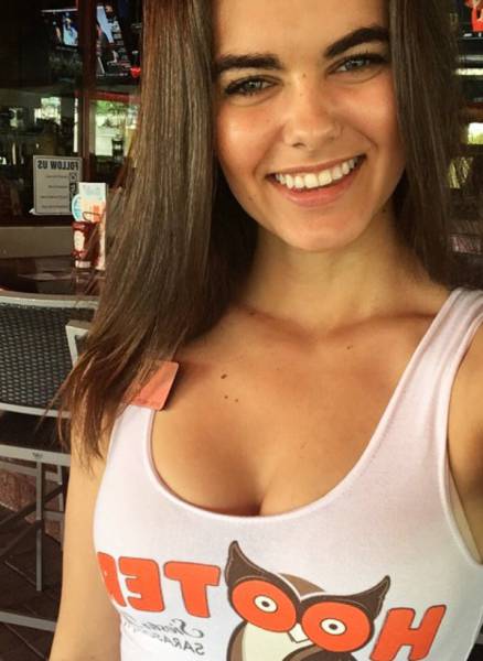 Delicious Hooters Babes