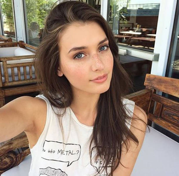 Naturally Beautiful Girls