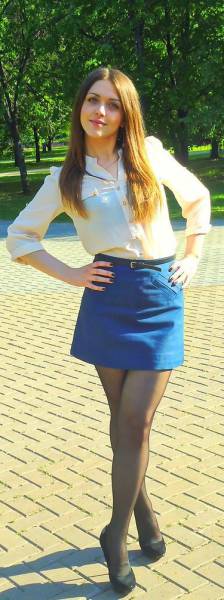 Hot Girls With Beautiful Long Legs