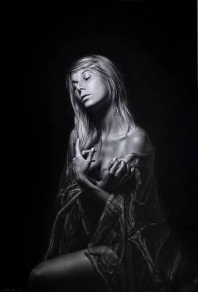 Amazing Hyperrealistic Drawings From Emanuele Dascanio