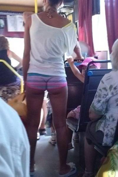 There’s Nothing Better Than Cute Girls’ Tushies