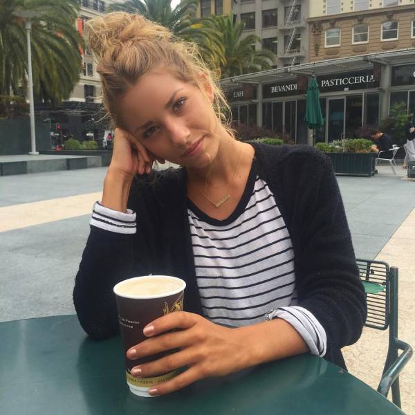 Beautiful Girls Make the World Go Around