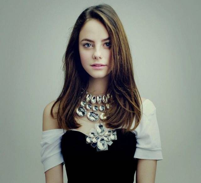 Beautiful Girls Make the World Go Around