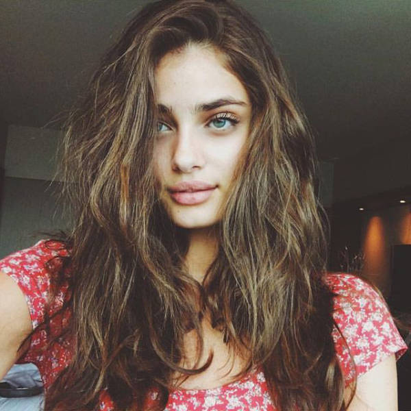 Beautiful Girls Make the World Go Around