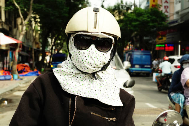 Vietnamese Women Are Obsessed With White Skin