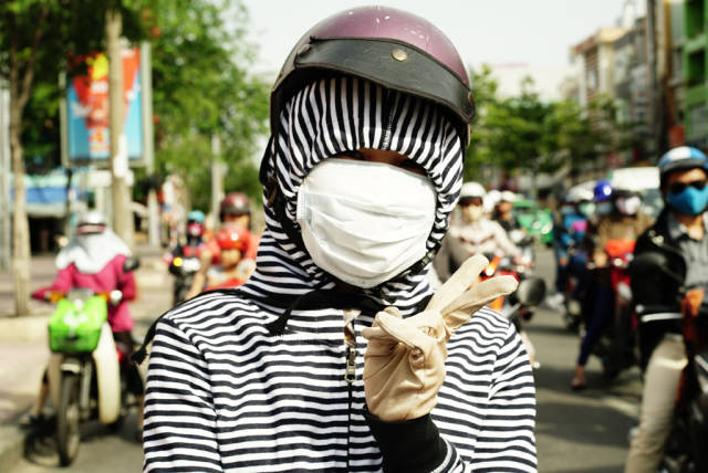 Vietnamese Women Are Obsessed With White Skin