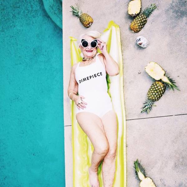 The Most Kick-Ass Granny Strikes Again