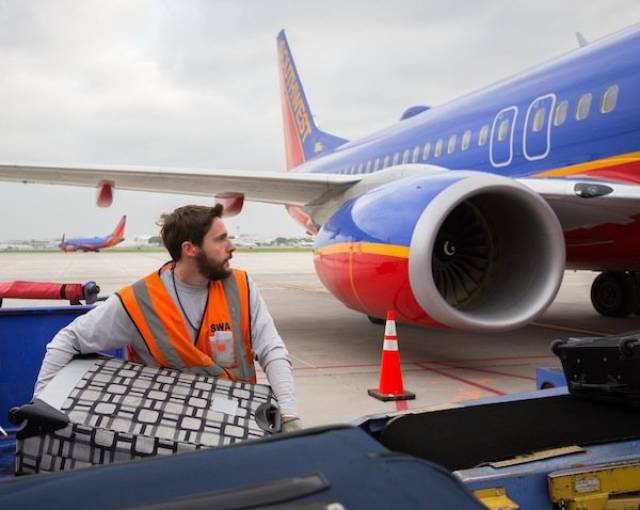 Useful Travel Tips From Business Travelers