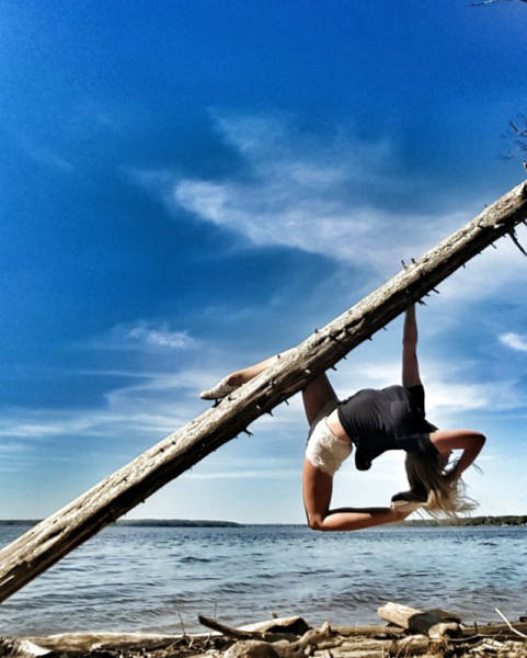 Feast Your Eyes On These Bandy Girls