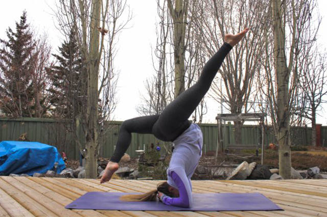 Feast Your Eyes On These Bandy Girls