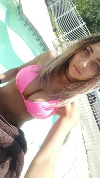 Boobs Make the World Brighte