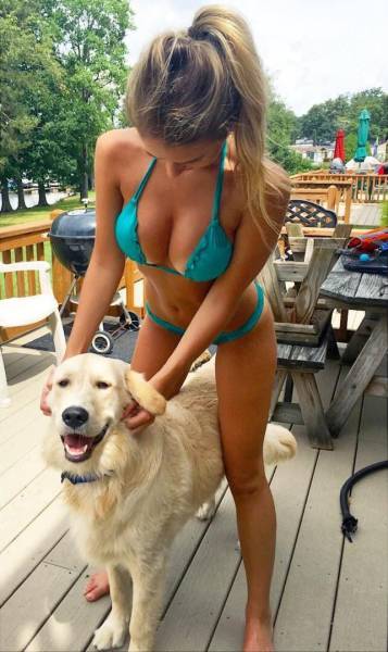 Skimpy Bikinis Make Summer a Super Sexy Season