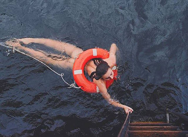 Water And Girls Mix Well Together