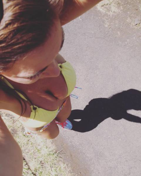 Girls Who Have a Certain Chest Appeal