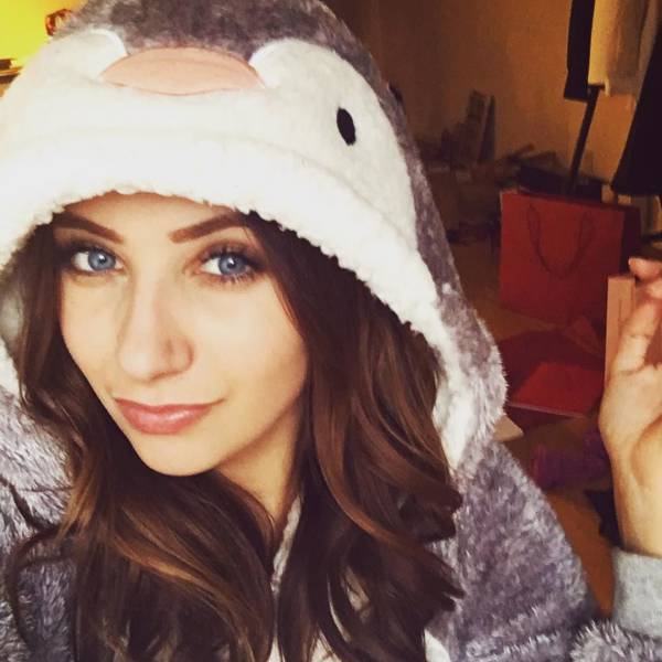 A Super Sexy Danish Student-Politician