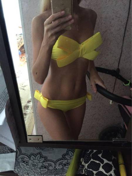 Girls Showing Off Their New Lingerie They Just Bought