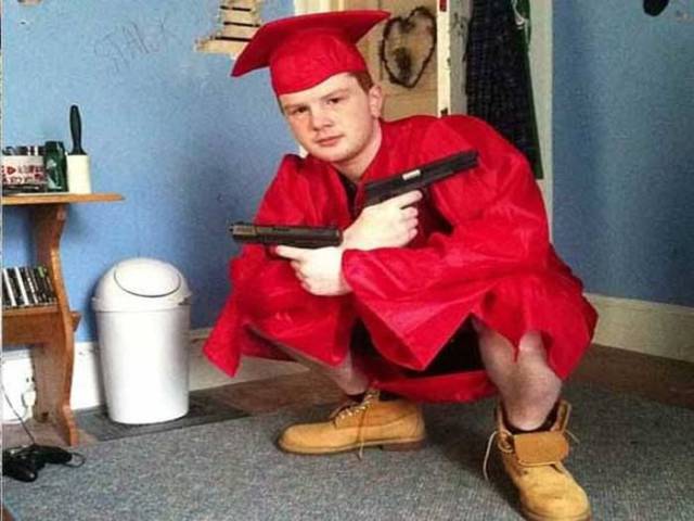 Ghetto Glamor Shots That Are Incredibly Ridiculous