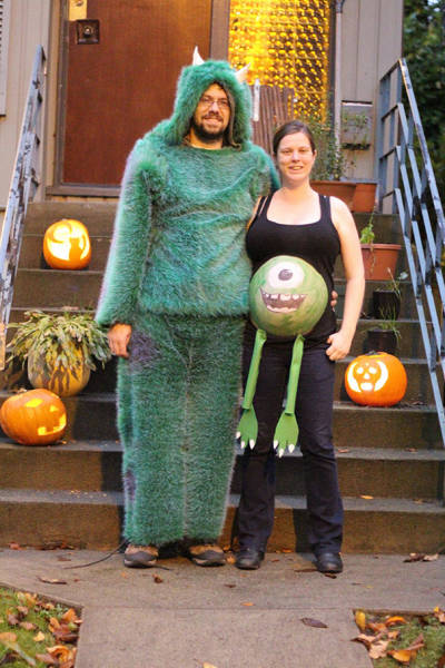 Pregnant Women Who Nailed Their Halloween Costumes