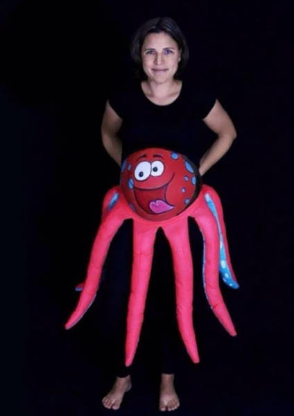 Pregnant Women Who Nailed Their Halloween Costumes