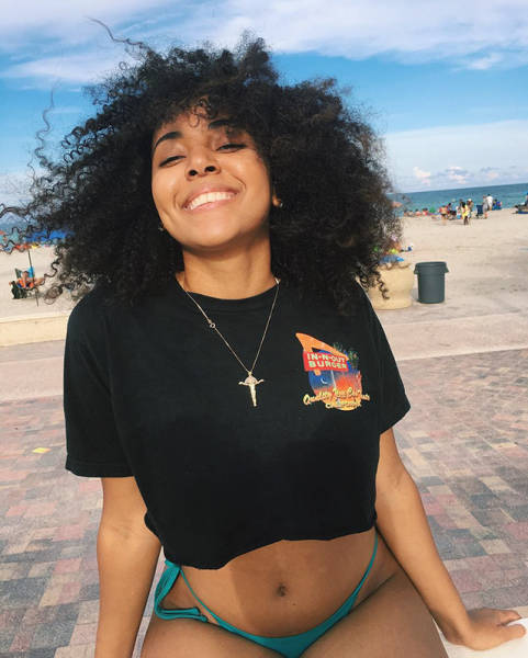 These Black Beauties Are A Real Eye Candy