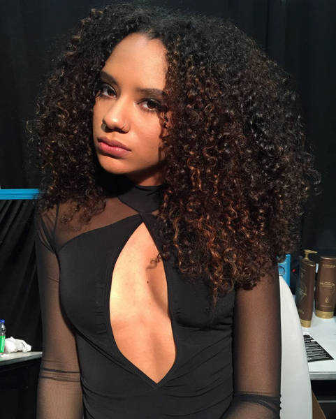 These Black Beauties Are A Real Eye Candy