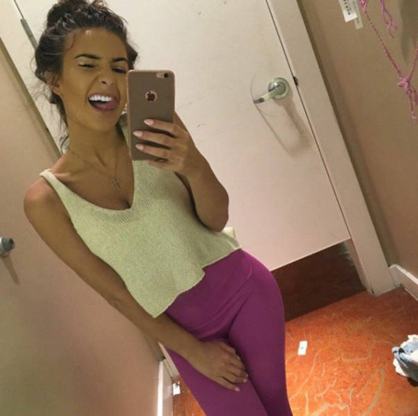 Goofy Girls Are The Best Kind Of Girlfriend