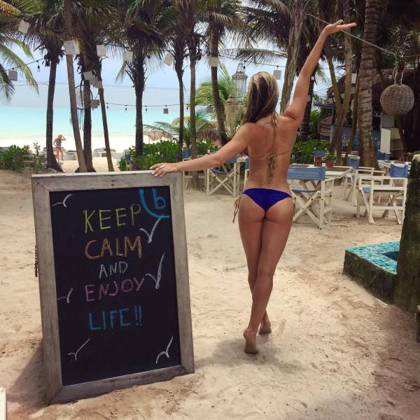 ASStronomical Butt Shots We Had to Share