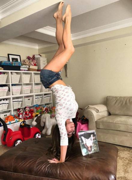 Fit Girls That Are Almost Too Hot to Handle