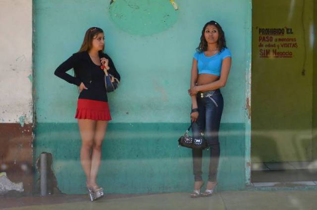 The Queens Of The Night Is A Never-Dying Profession